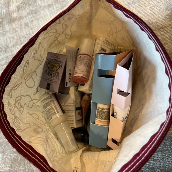 Pharmaca Beauty Deluxe Sample Assortment Set - Picture 3 of 3